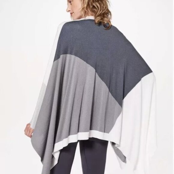 LULULEMON Women's black gray colorblock wrap cardigan - one size - Picture 3 of 8